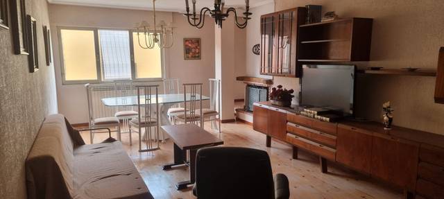 Casa adosada en Venta en Villada