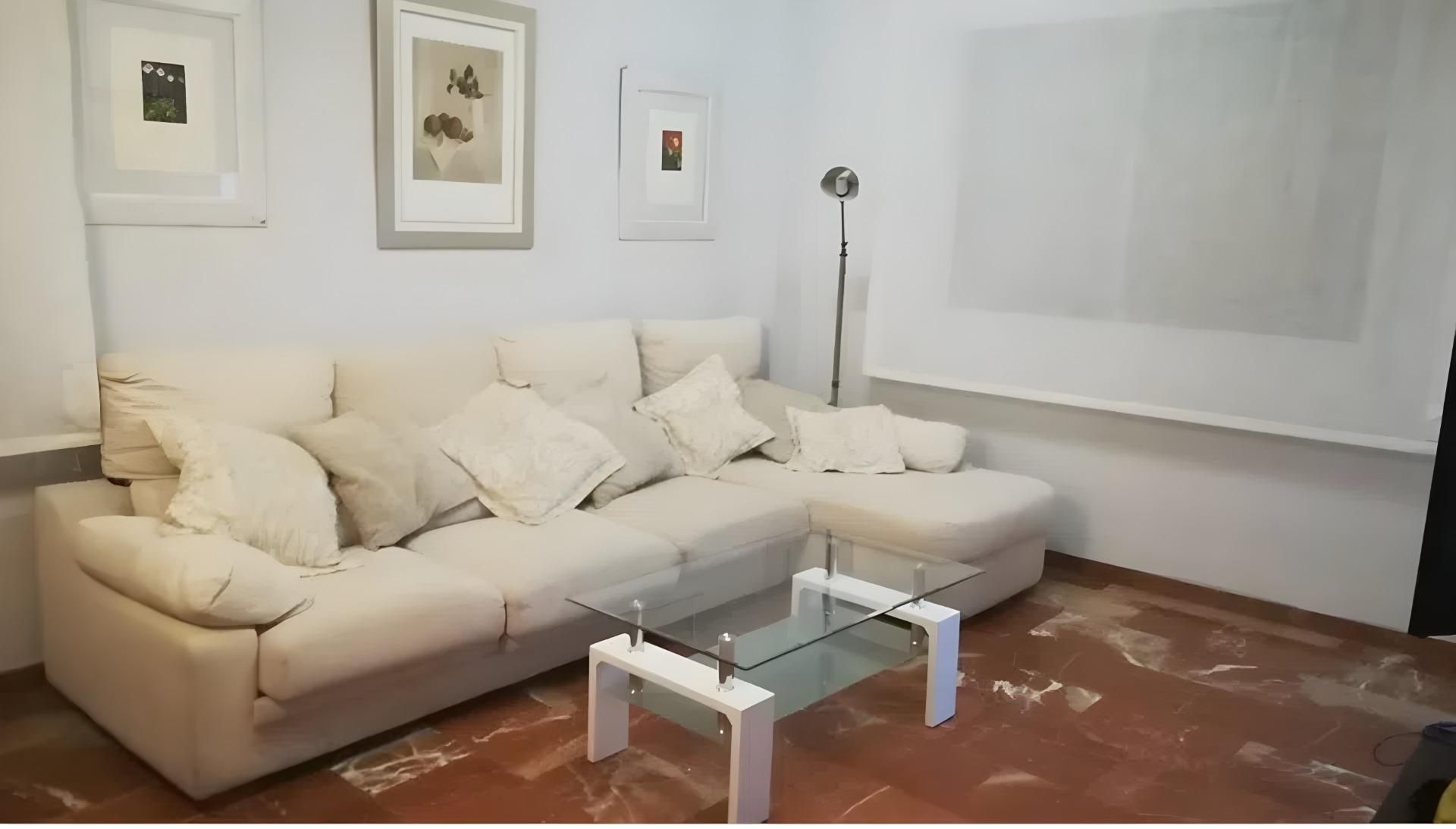Flat to rent in Calle SANTA ADELA, Barrio de Zaidín