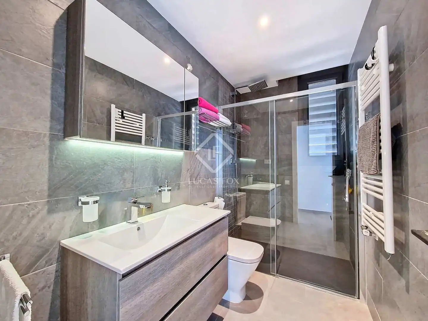 Bany de Casa o xalet de lloguer en Vilanova i la Geltrú amb Aire condicionat, Jardí privat i Terrassa