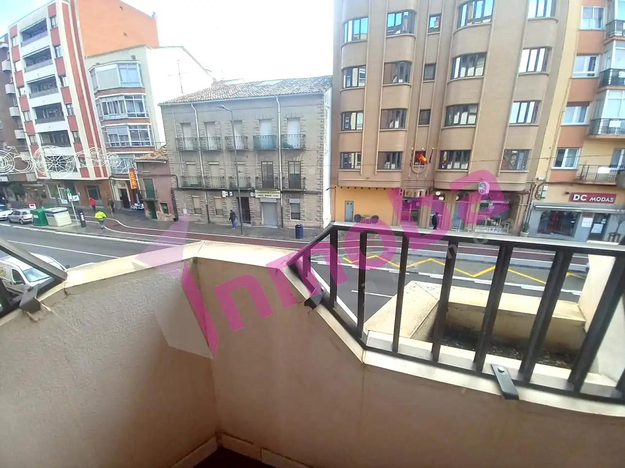 Vista exterior de Piso en venta en Aranda de Duero con Calefacción, Parquet y Terraza