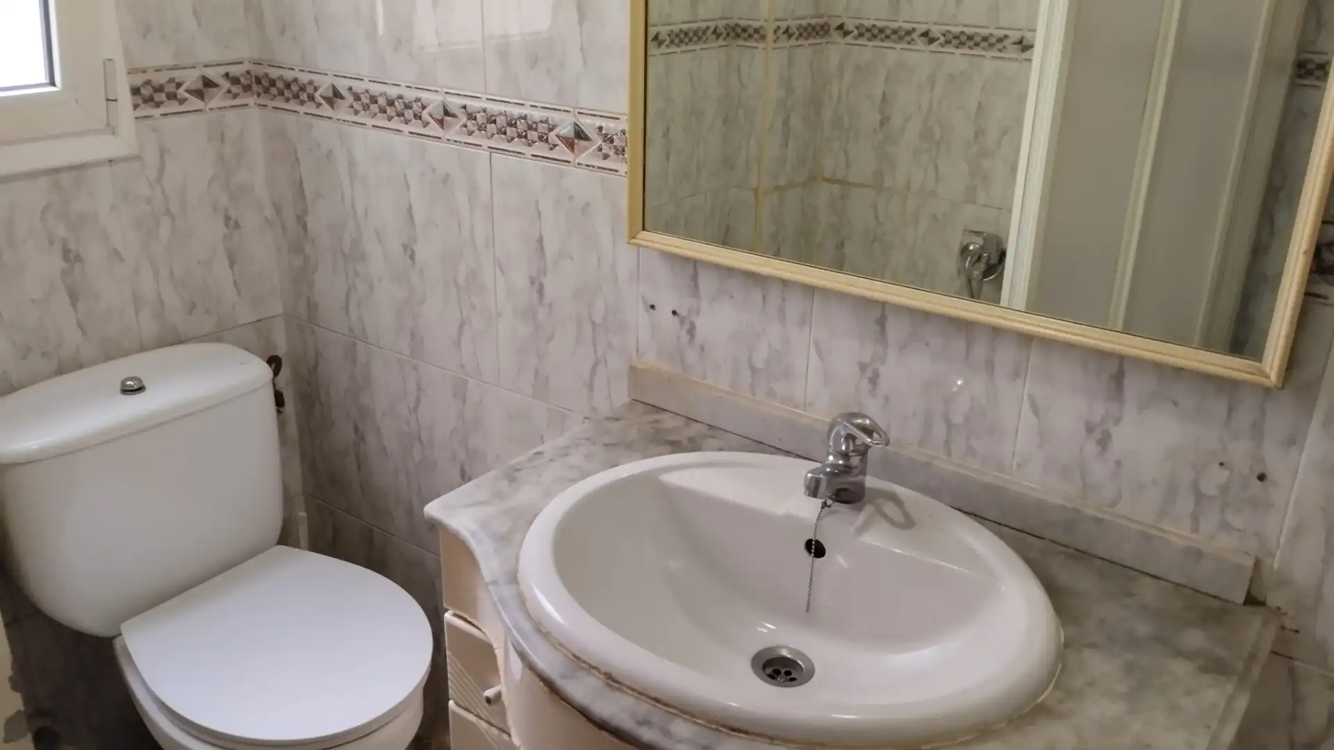 Bany de Pis en venda en Valladolid amb Calefacció