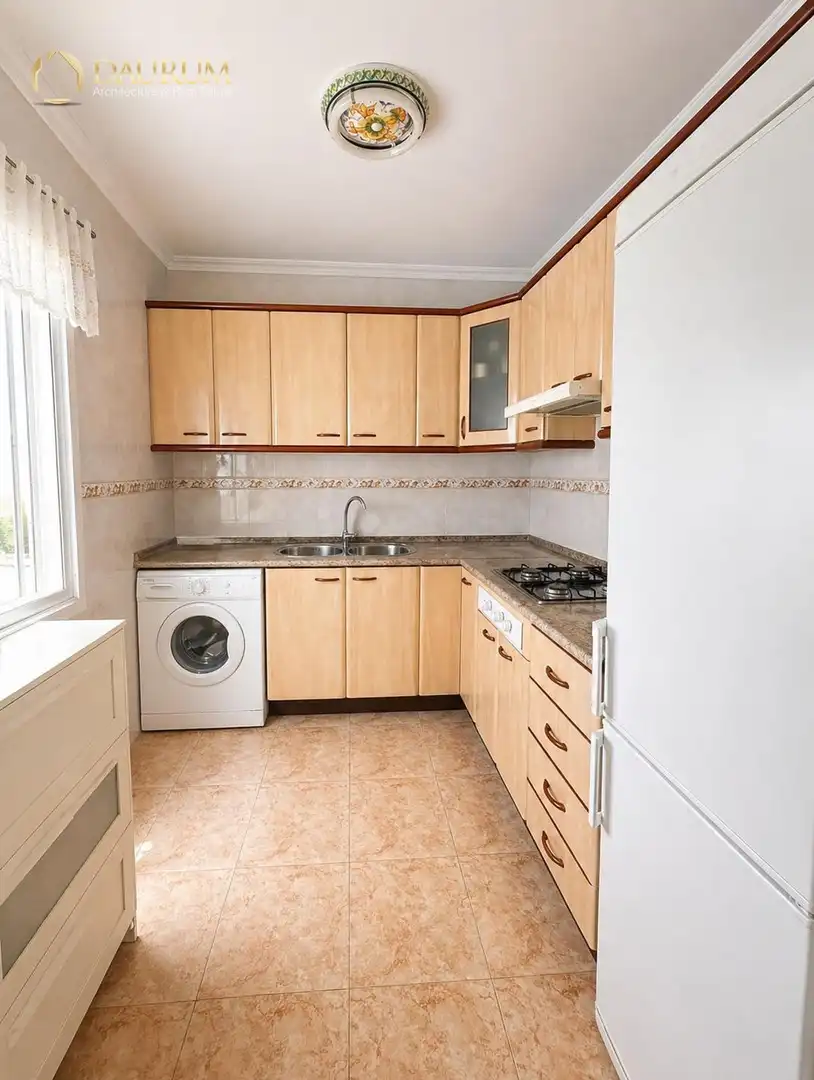 Cocina de Piso en venta en Alcalá de Guadaira con Aire acondicionado, Terraza y Amueblado