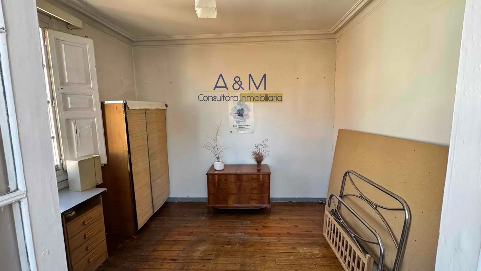 Attic for sale in Valladolid  with Terrace and Storage room