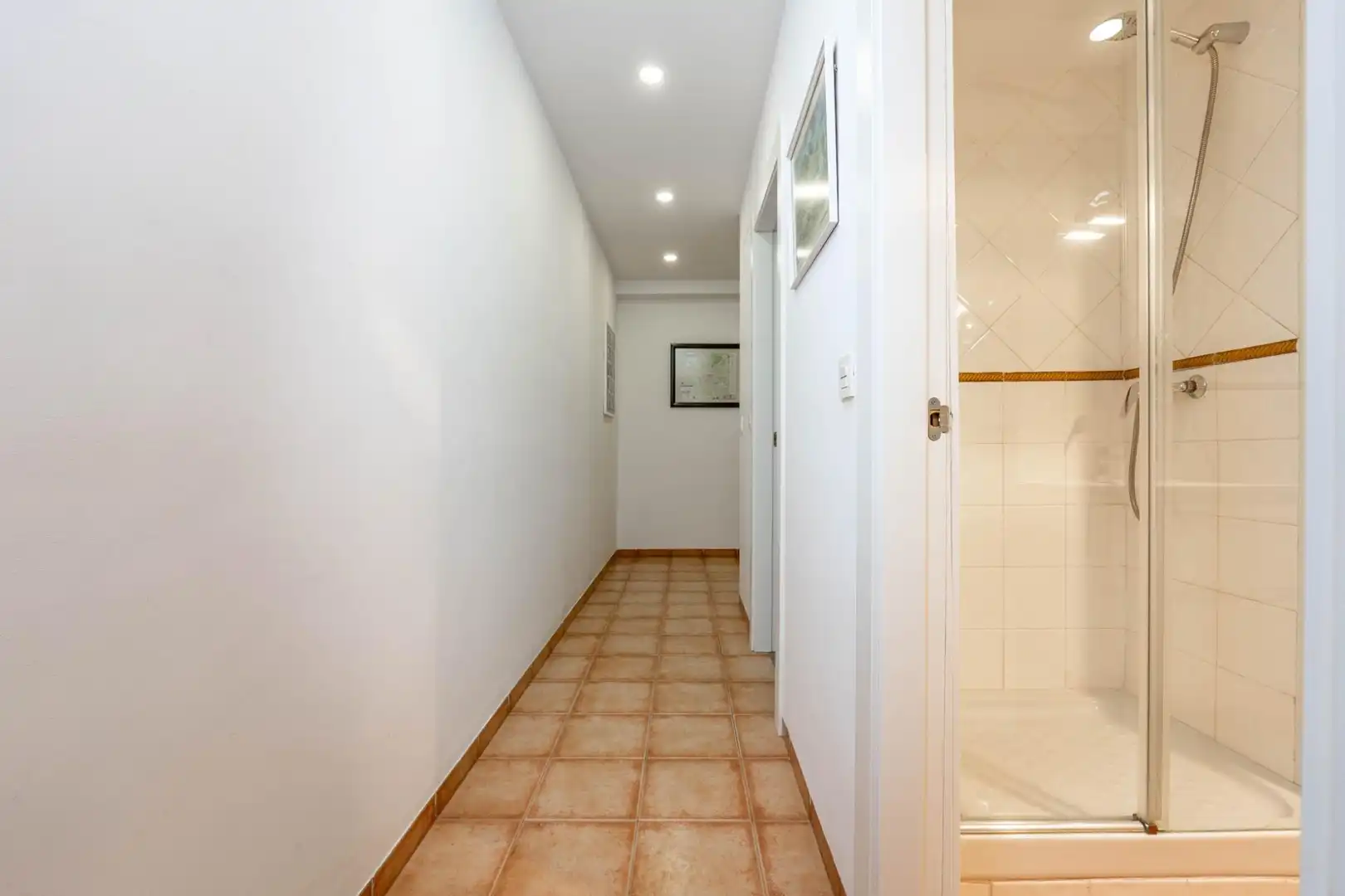 Piso en venta en Granada con Calefacción