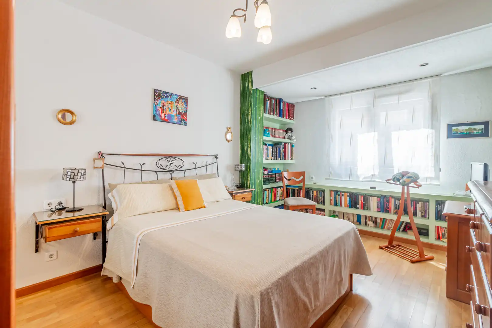 Bedroom of Flat for sale in Madrid  with Heating
