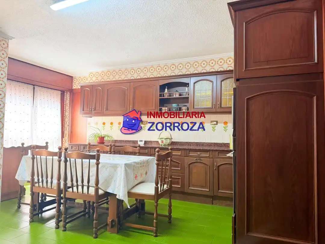 Kitchen of Flat for sale in Bilbao   with Heating, Storage room and Balcony
