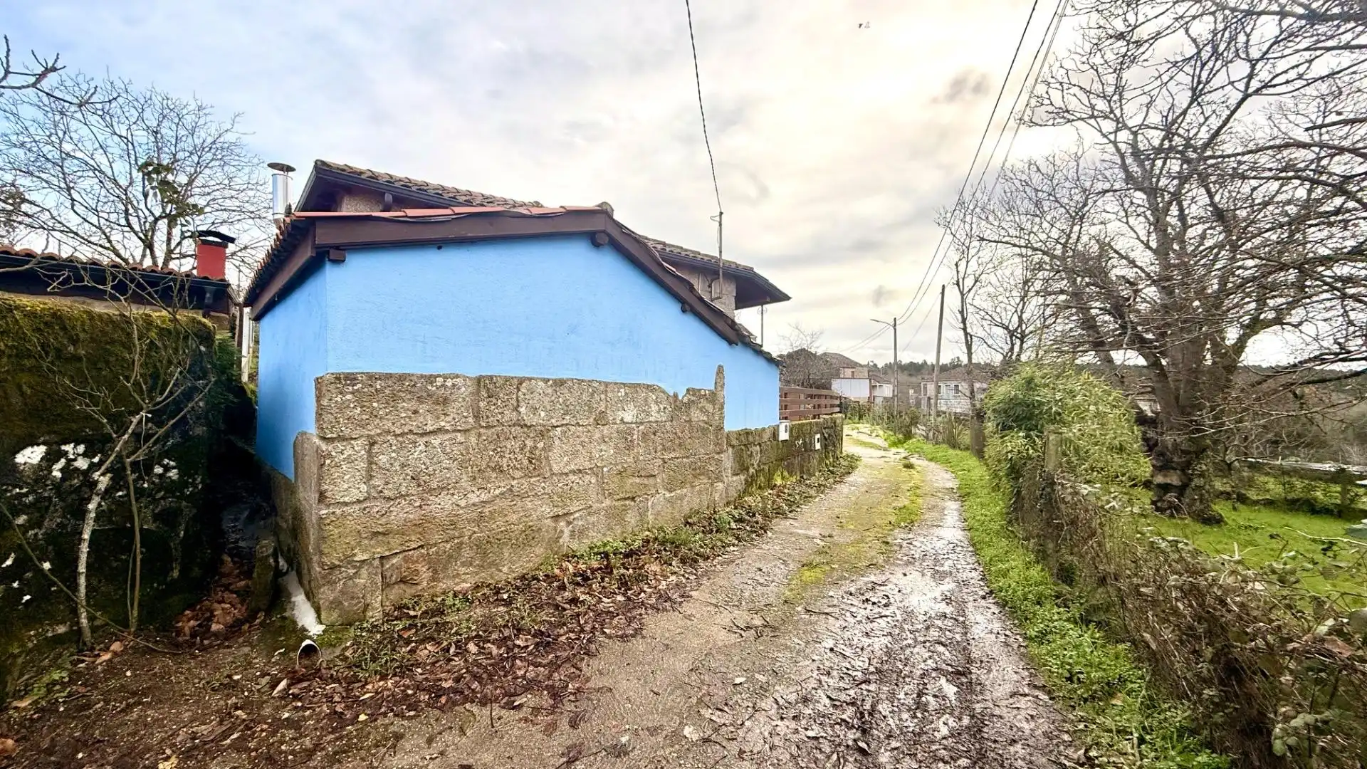 Vista exterior de Finca rústica en venda en A Merca   amb Jardí privat, Terrassa i Traster