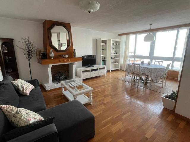 Piso en Alquiler en Avinguda Villajoyosa, 97 en Albufereta