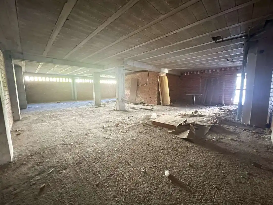 Local comercial en venta en Legazpi, imagen 4