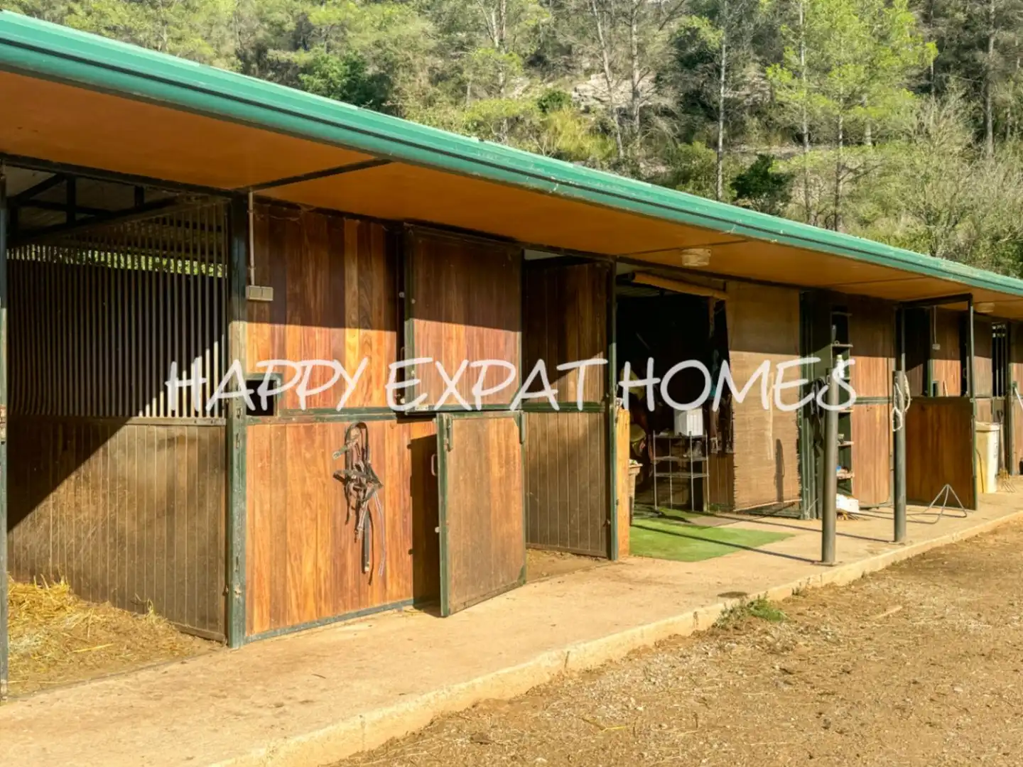 Vista exterior de Finca rústica en venda en Sant Pere de Ribes amb Calefacció, Jardí privat i Terrassa