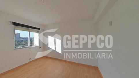 Foto 5 de Pis en venda a Calle de Carabelos, San Fermín,  Madrid Capital