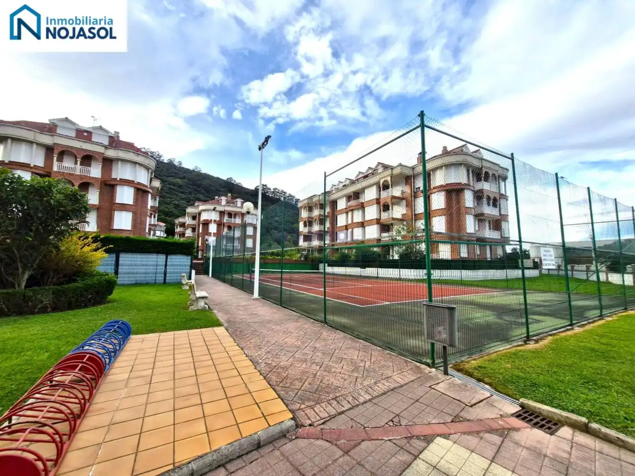 Exterior view of Flat for sale in Noja  with Heating, Terrace and Furnished