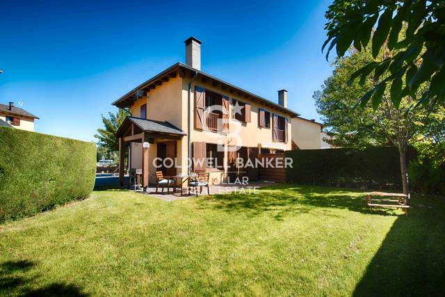 Casa adosada en Venta en Avenue Porte de France en Bourg - Madame
