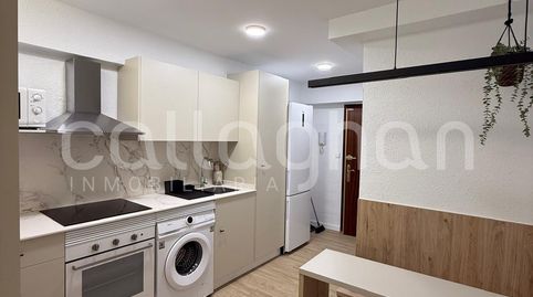 Foto 2 de Piso en venta en Calle Julian Soldevilla, L'Eixereta, Burjassot