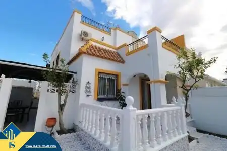 Casa amb piscina en venda a Zona Carrefour - Urbanizaciones, imagen 18