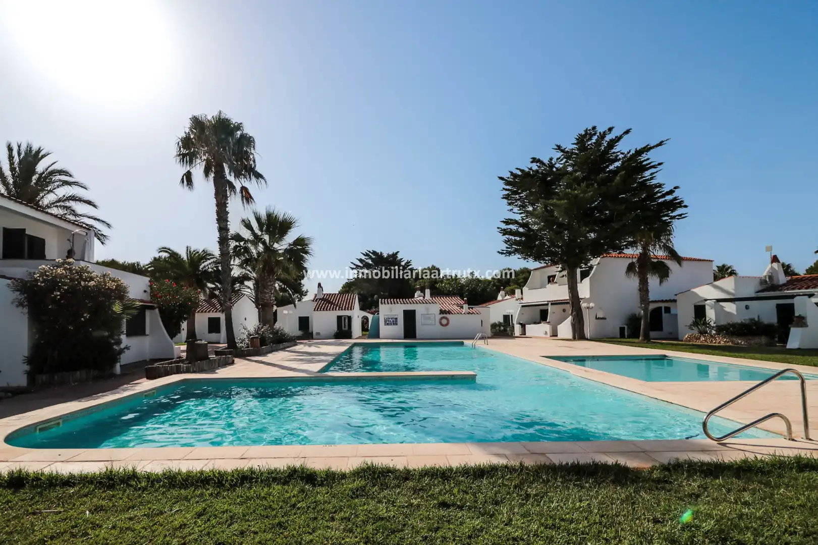 Piscina de Apartament en venda en Ciutadella de Menorca amb Aire condicionat, Terrassa i Piscina comunitària