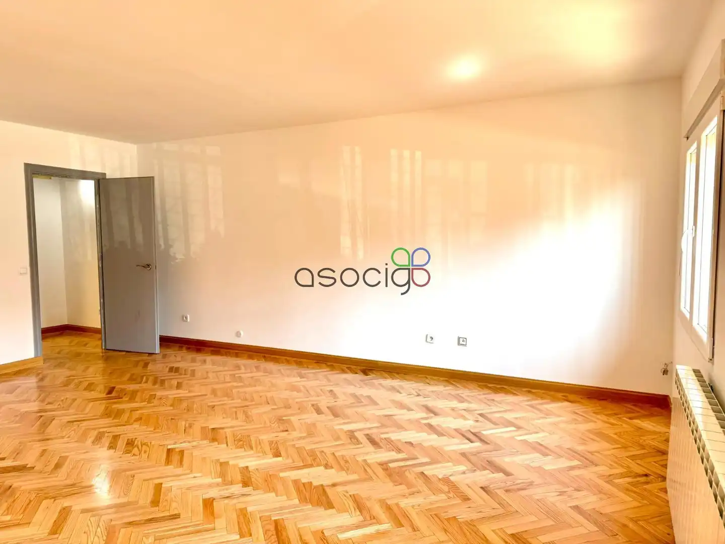 Sala d'estar de Pis en venda en Guadalajara amb Calefacció