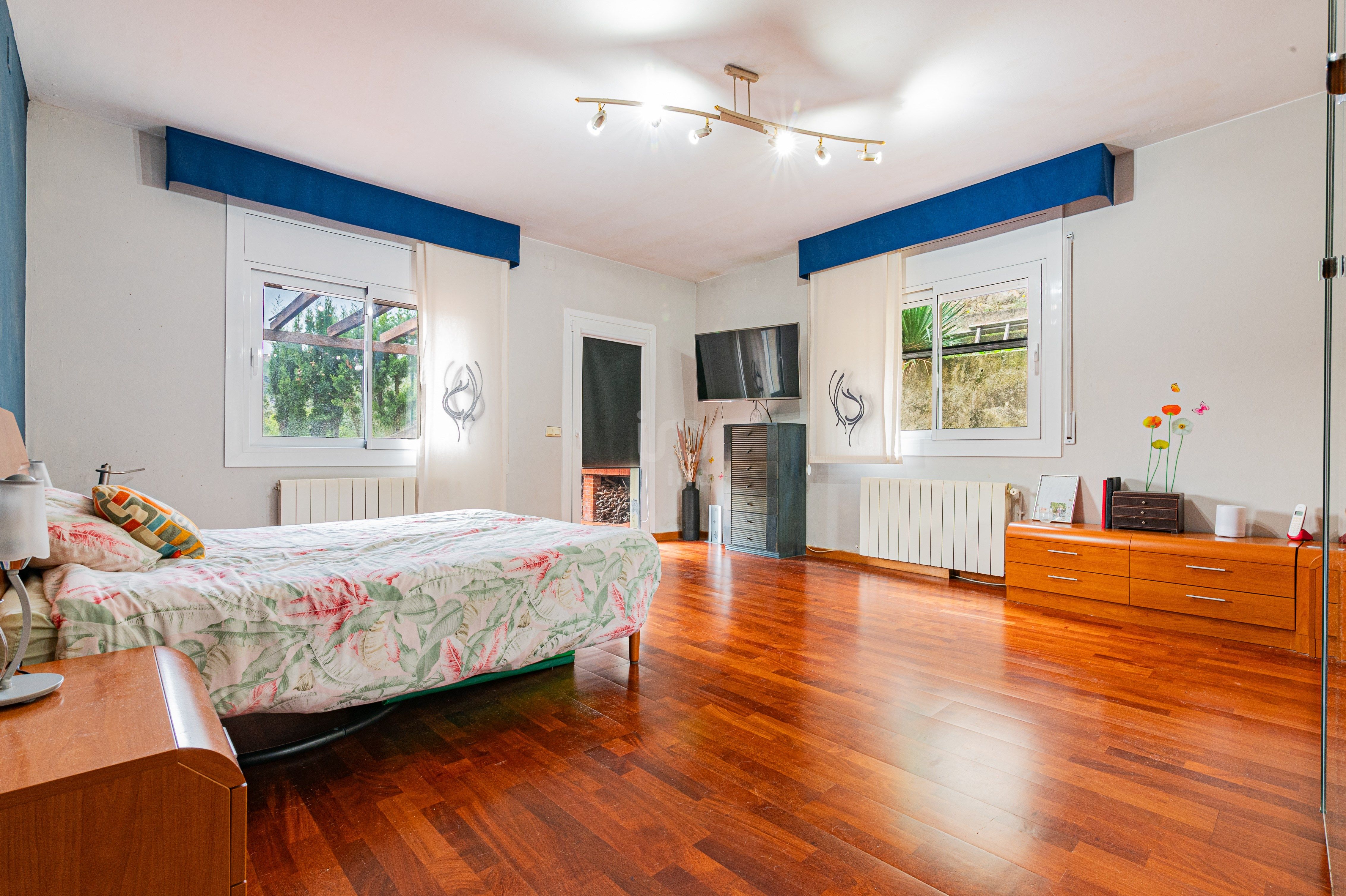 Bedroom of House or chalet for sale in Vallirana  with Heating and Terrace