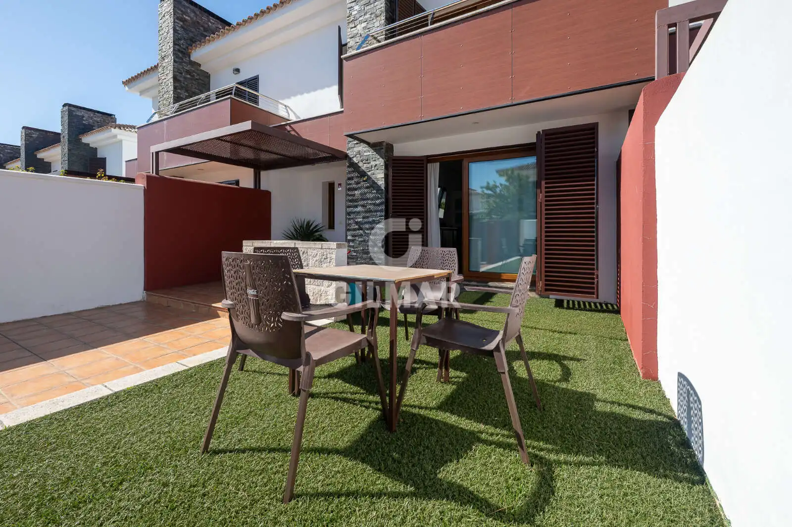 Terrace of Detached homes for sale in Chiclana de la Frontera  with Private garden, Swimming Pool and Furnished