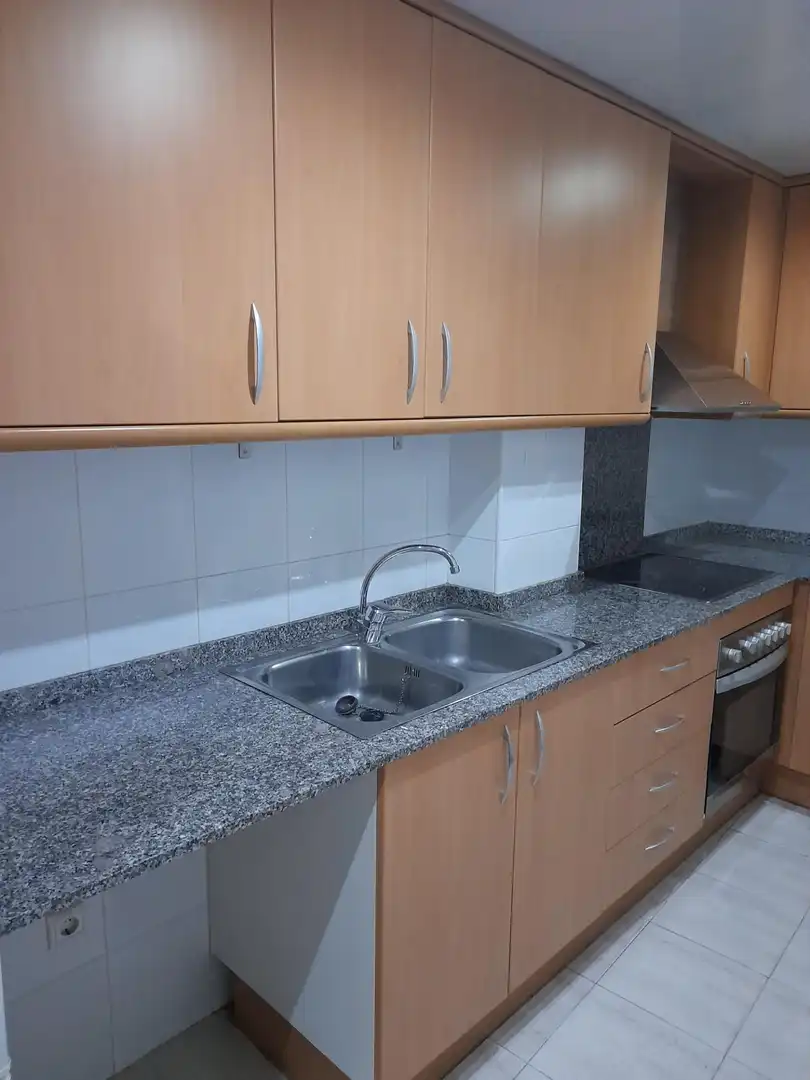 Kitchen of Flat for rent in Mataró  with Heating and Parquet flooring