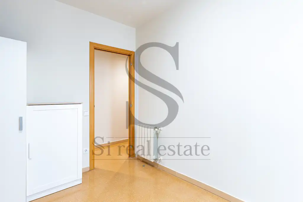 Habitación de Piso en venta en Barcelona con Aire acondicionado, Calefacción y Terraza