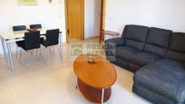 Living room of Flat for sale in La Bisbal d'Empordà  with Air Conditioner and Balcony
