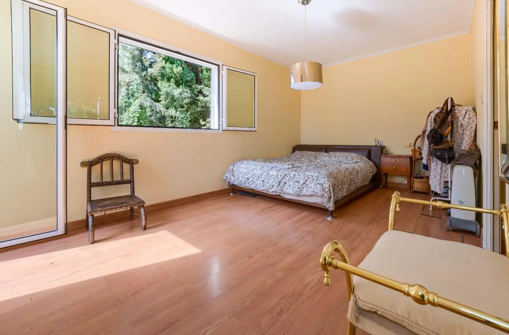 Habitación de Casa o chalet en venta en Bormujos con Aire acondicionado, Calefacción y Jardín privado