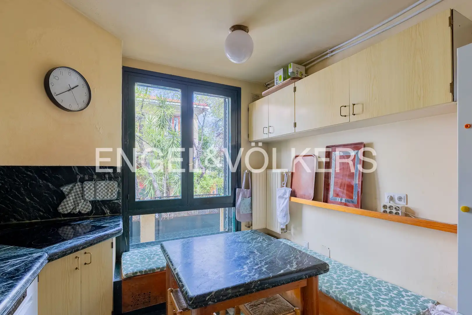 Kitchen of Houses for sale in Madrid  with Air Conditioner, Heating and Private garden