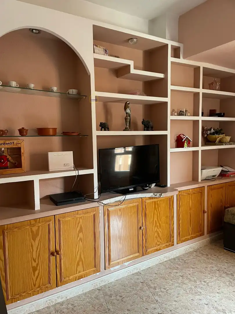 Sala de estar de Piso en venta en Lorca con Trastero y Amueblado