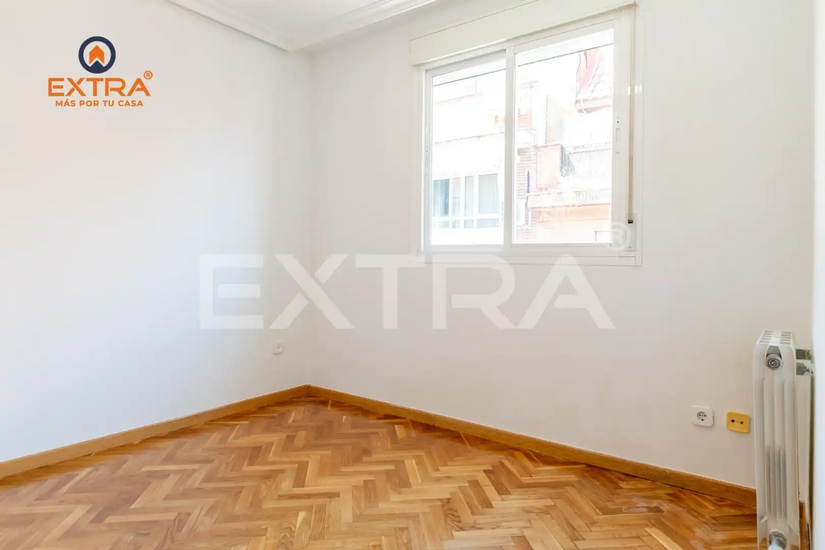 Bedroom of Flat for rent in Madrid  with Heating