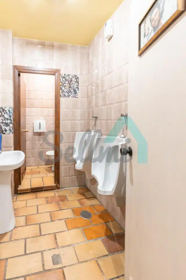 Baño de Local de alquiler en Noreña