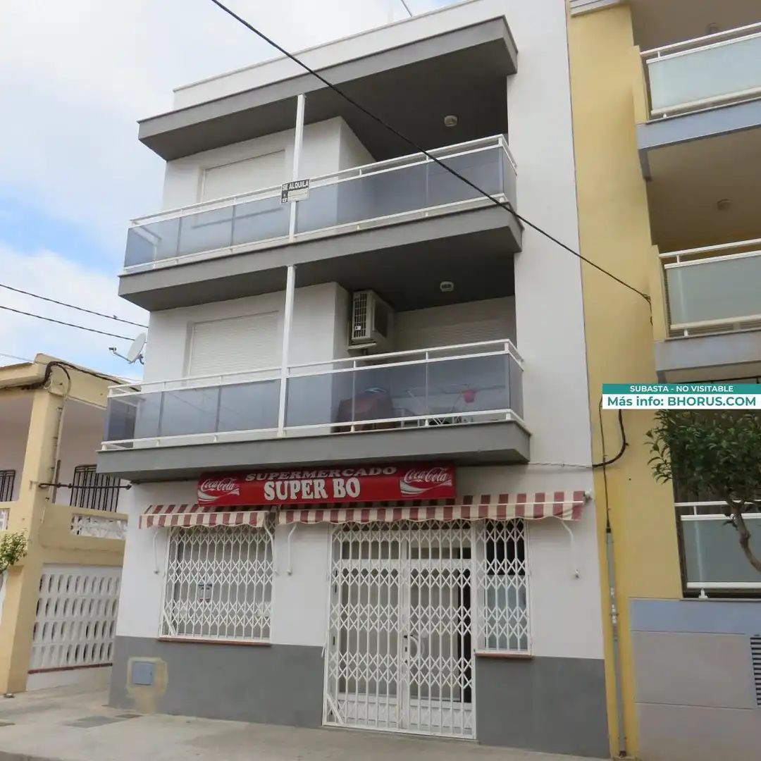 Piso con ascensor en venta en FILIPINAS 13