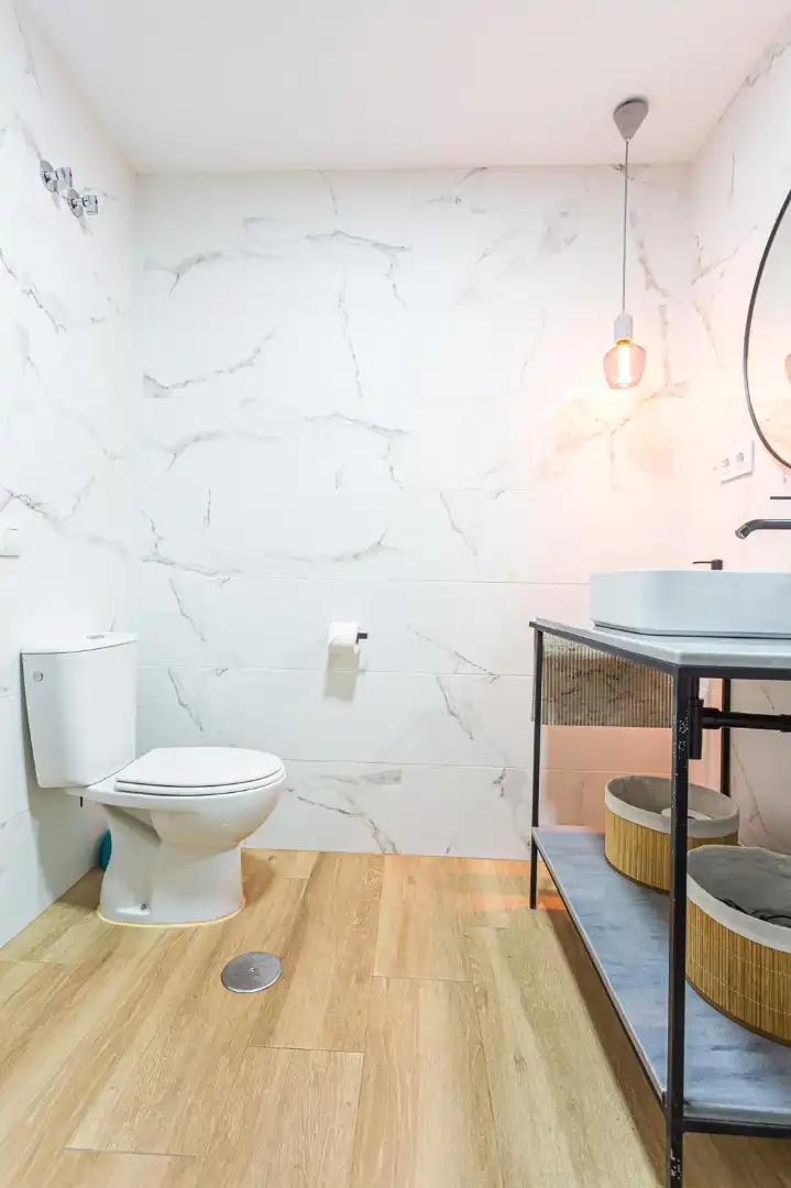 Bathroom of Flat for rent in Sanlúcar de Barrameda  with Air Conditioner, Heating and Furnished