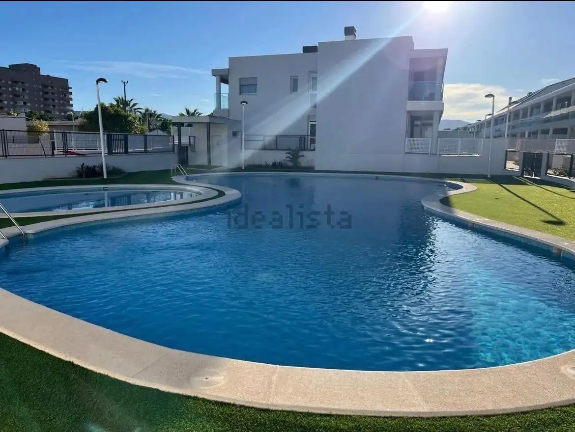 Piscina de Casa adosada en venda en Cabanes amb Aire condicionat, Calefacció i Jardí privat
