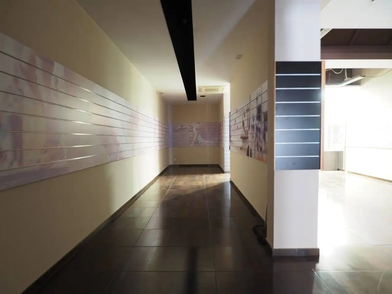 Local comercial de lloguer a Plaza de les Olles 12, imagen 6