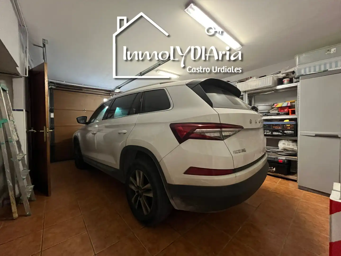 Aparcament de Casa o xalet en venda en Castro-Urdiales amb Aire condicionat, Calefacció i Jardí privat