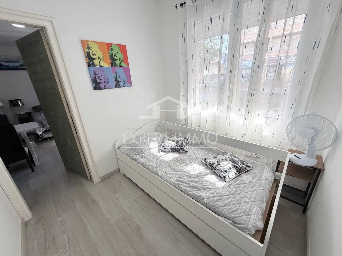 Habitación de Apartamento en venta en Roses con Amueblado y Piscina comunitaria