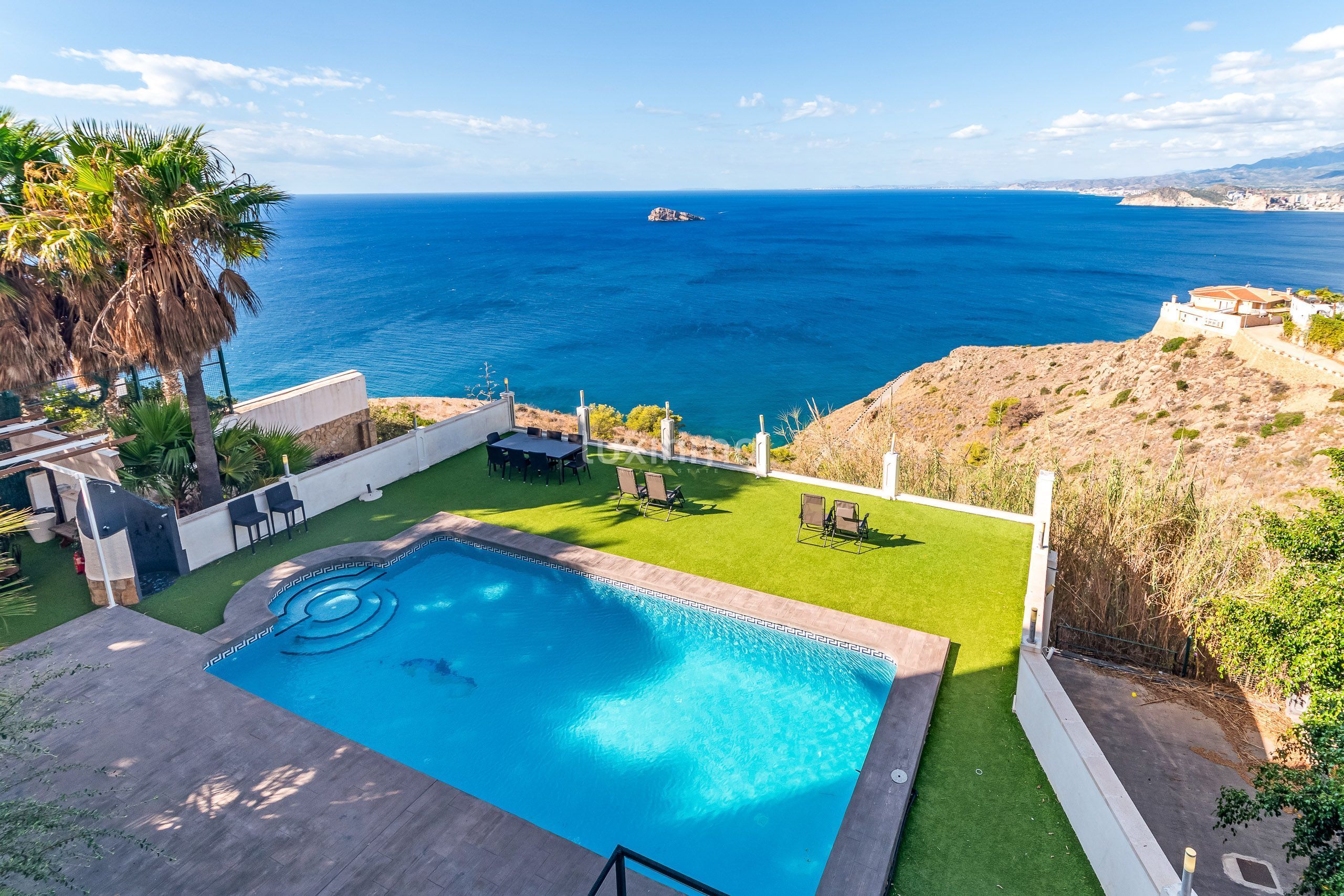 Piscina de Casa o xalet en venda en Benidorm amb Aire condicionat, Terrassa i Traster