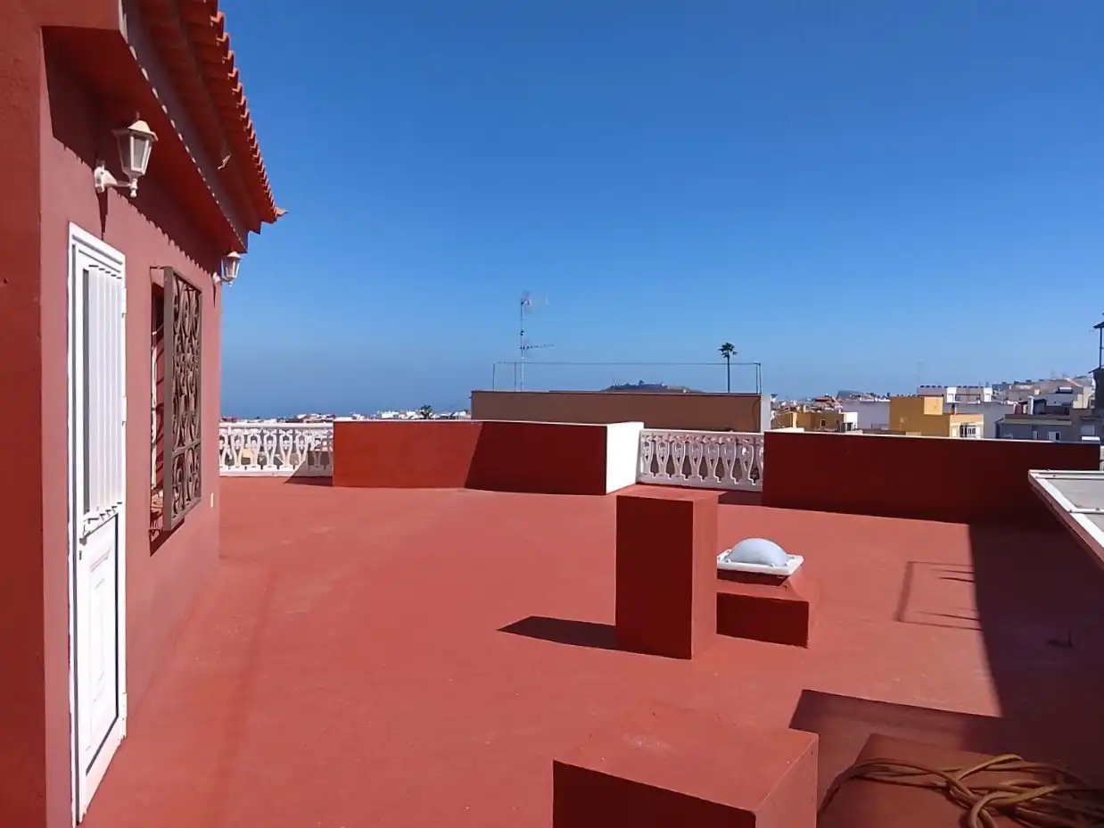 Detached homes for sale in Calle Chimbeske, 19, La Cuesta -Finca España