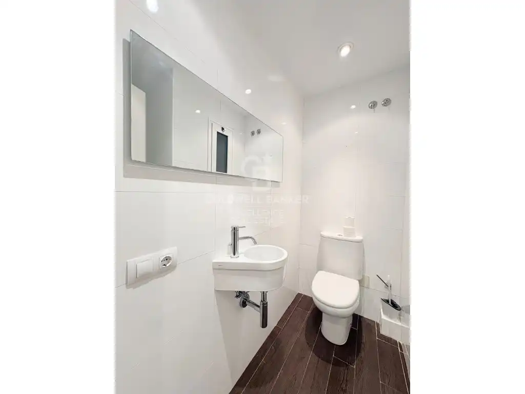 Baño de Piso de alquiler en Valencia con Terraza