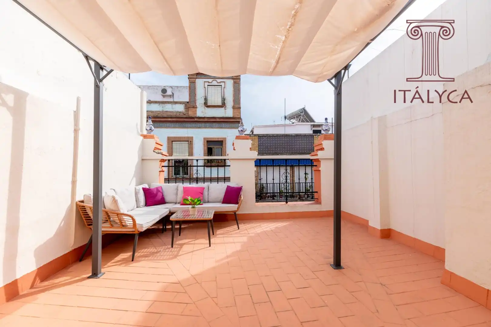 Terraza de Ático en venta en Sevilla con Aire acondicionado, Terraza y Amueblado