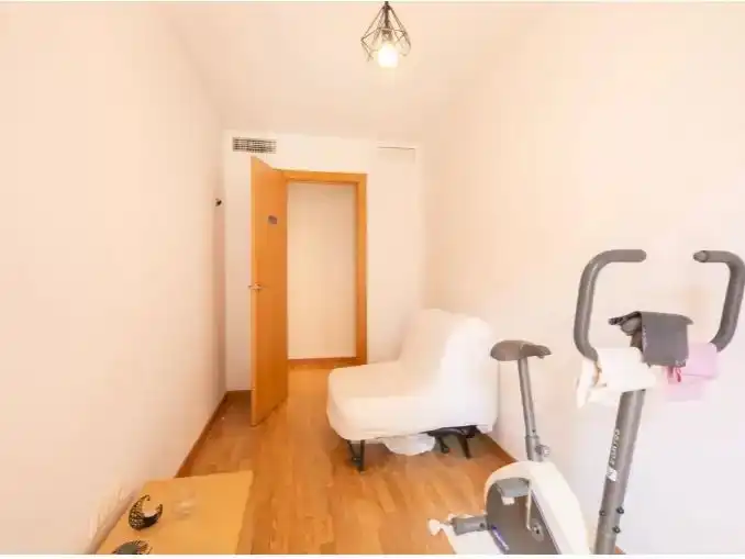 Habitación de Piso en venta en Badalona con Aire acondicionado