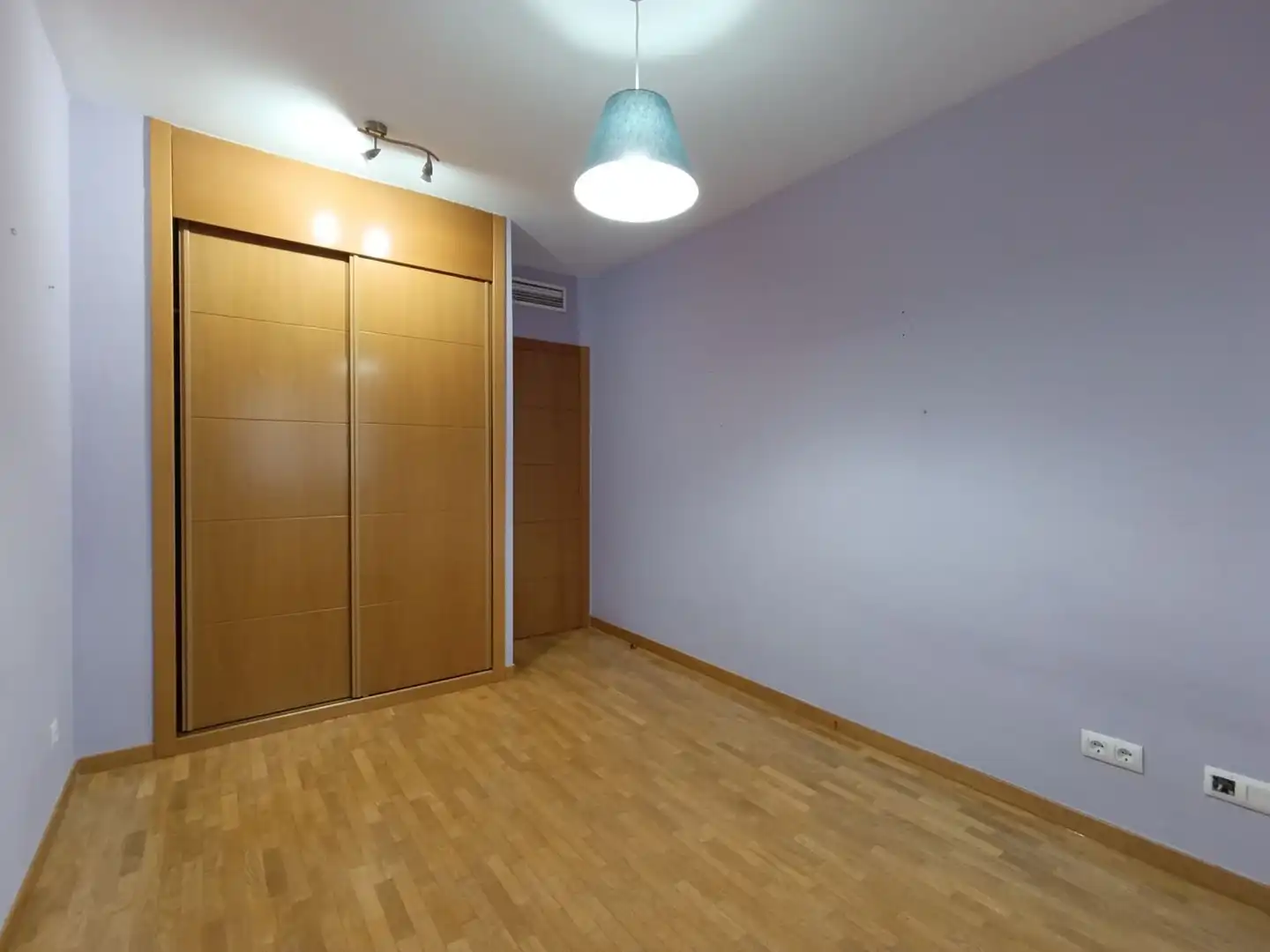 Schlafzimmer von Wohnung zum Verkauf in Ciudad Real mit Klimaanlage, Heizung und Abstellraum