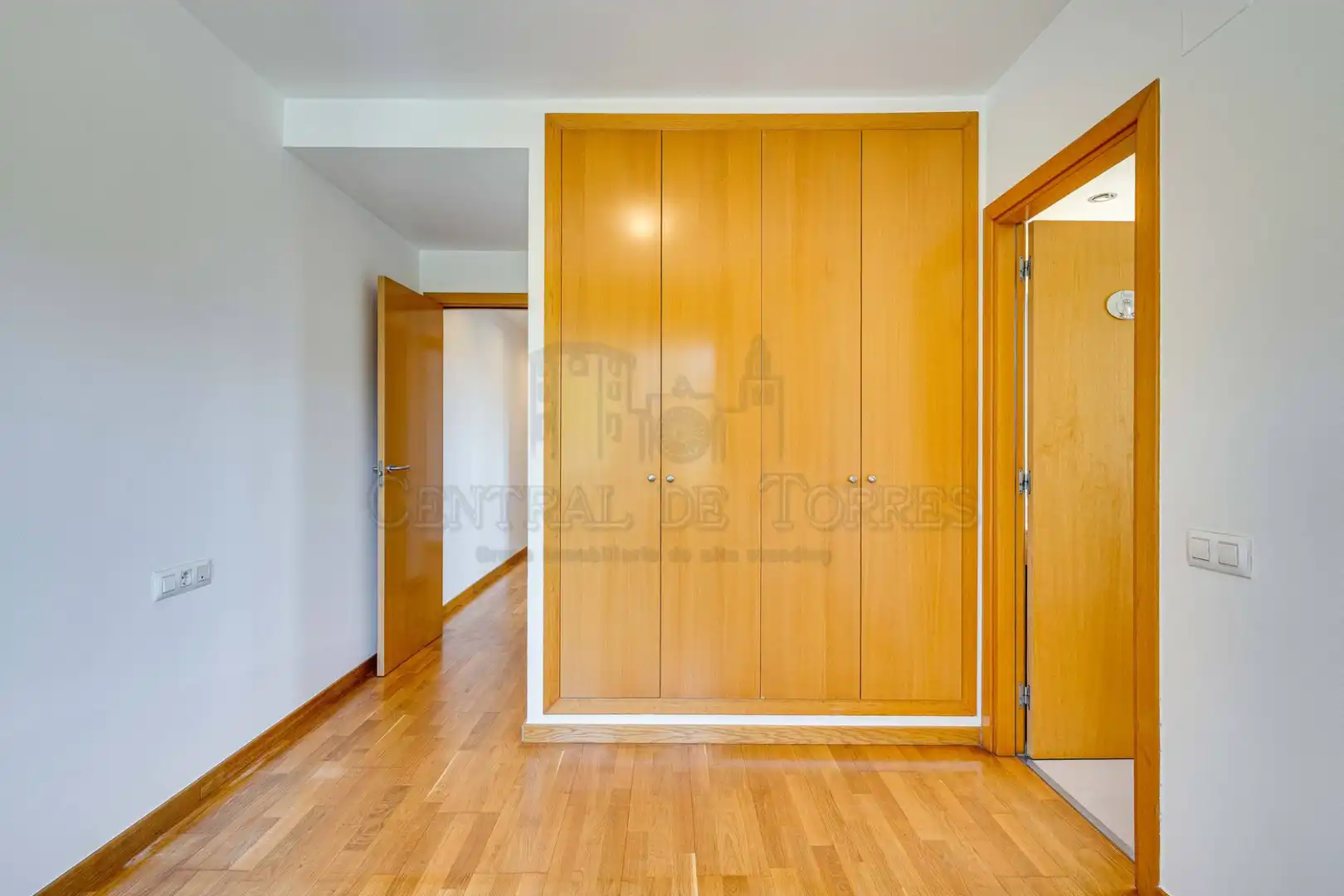 Flat for sale in Sant Cugat del Vallès  with Air Conditioner, Heating and Parquet flooring