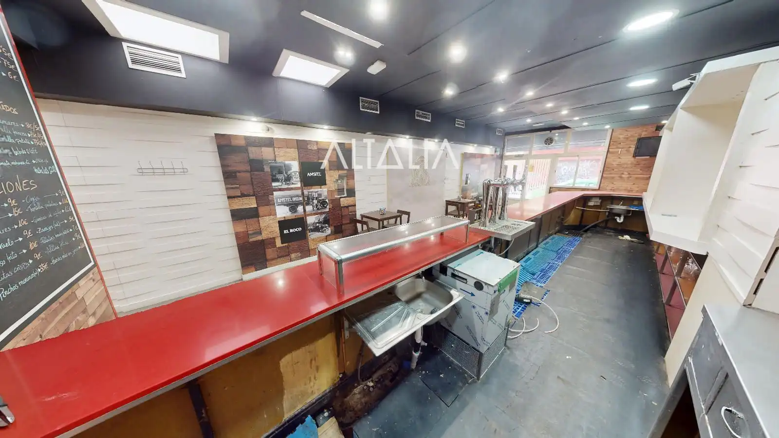 Local en venta en Cuenca con Aire acondicionado