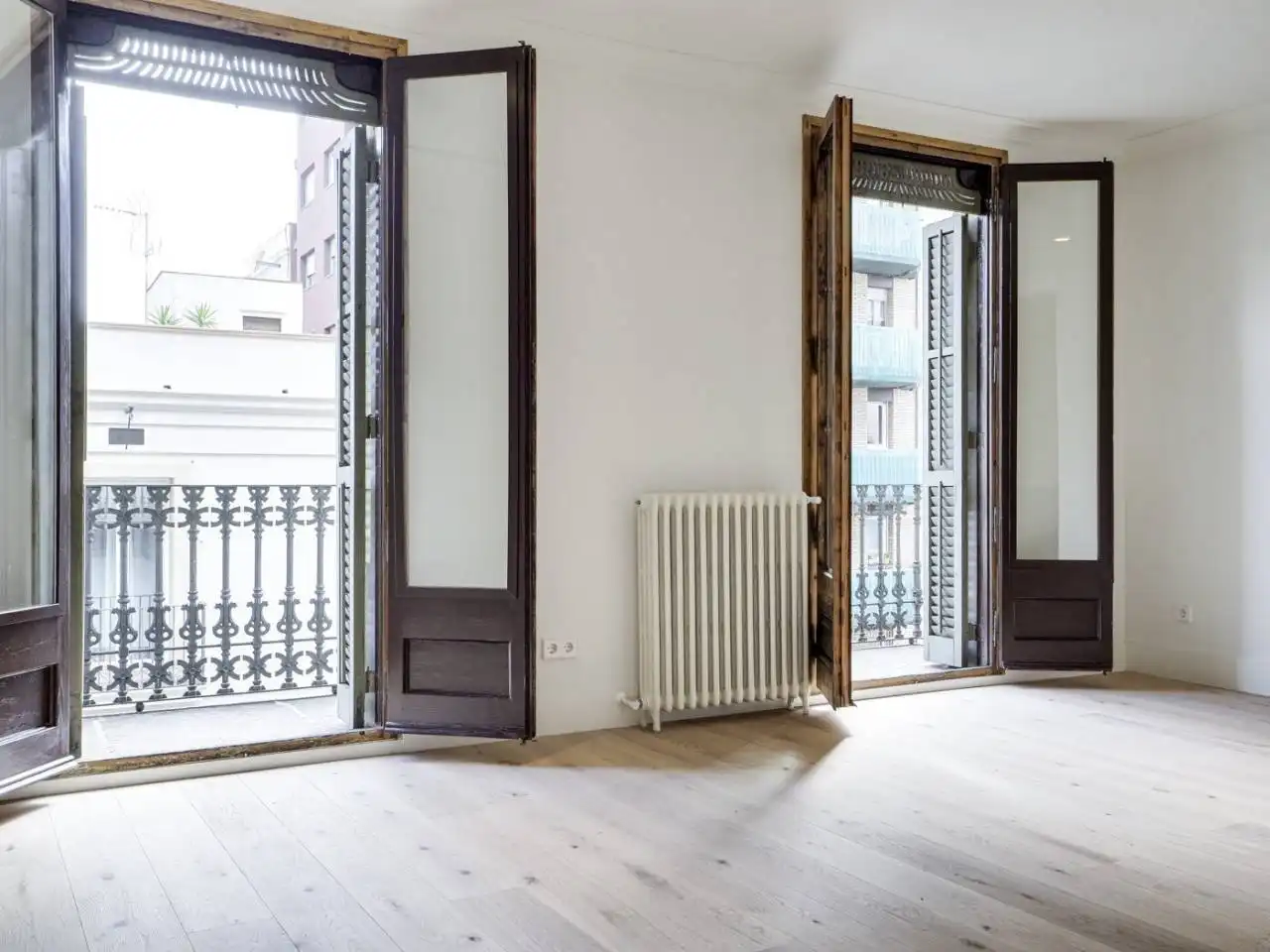 Bedroom of Flat for sale in Madrid  with Air Conditioner, Heating and Parquet flooring