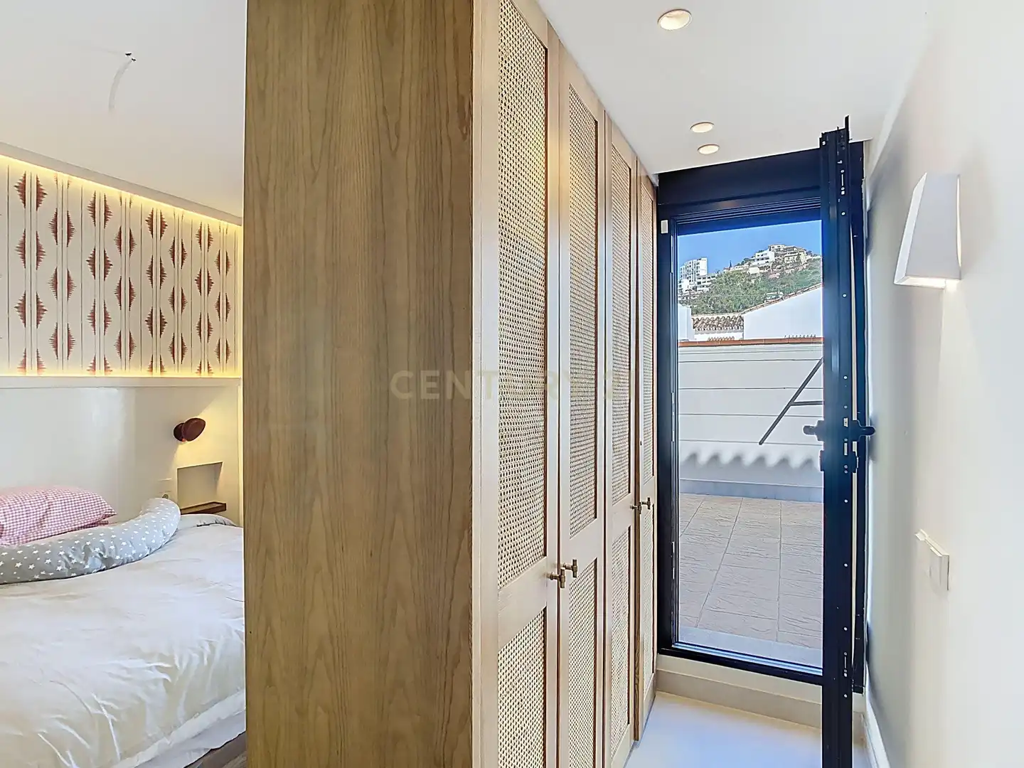 Habitación de Piso de alquiler en Rincón de la Victoria con Aire acondicionado y TV