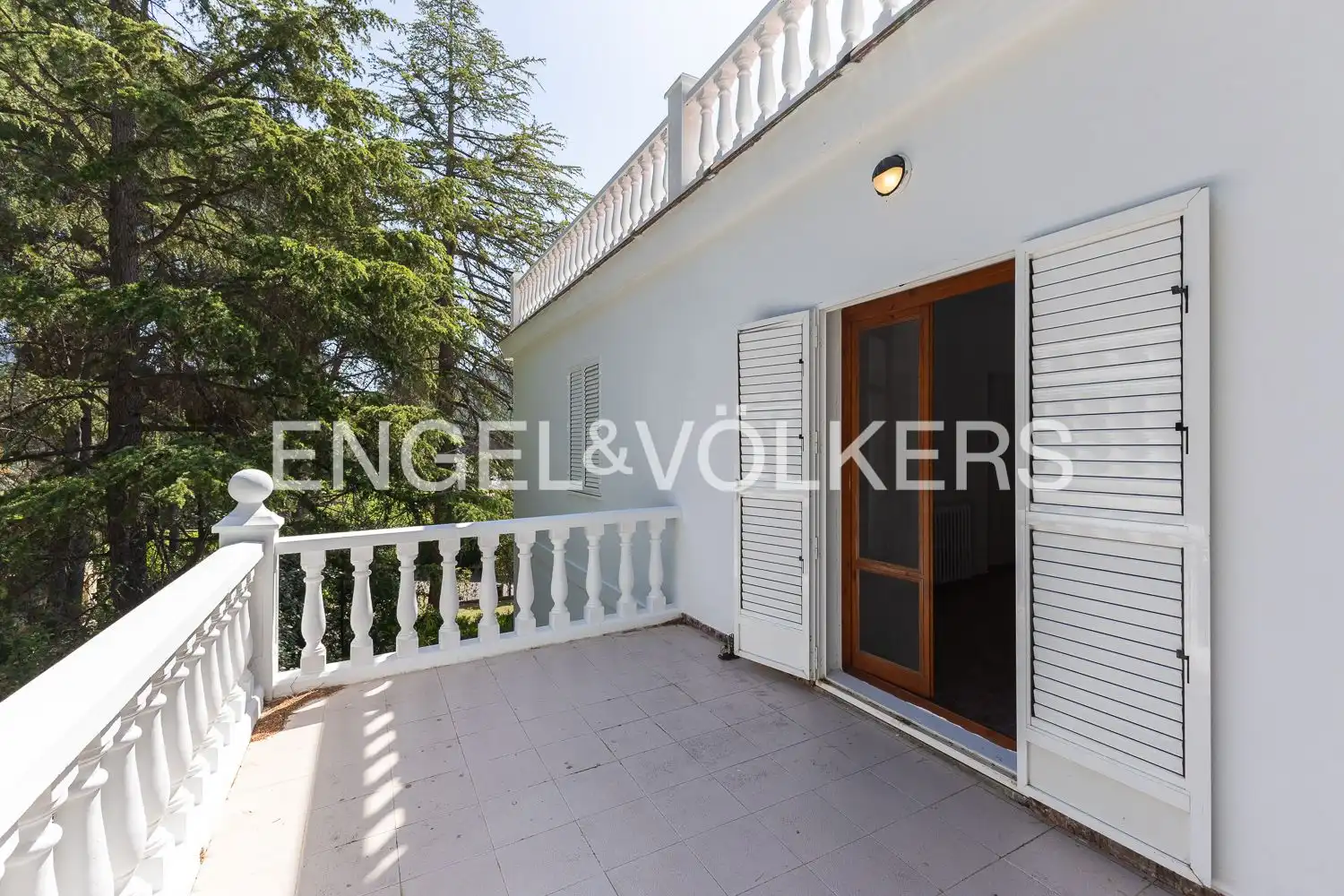 Terrassa de Casa o xalet en venda en Náquera amb Calefacció, Jardí privat i Terrassa