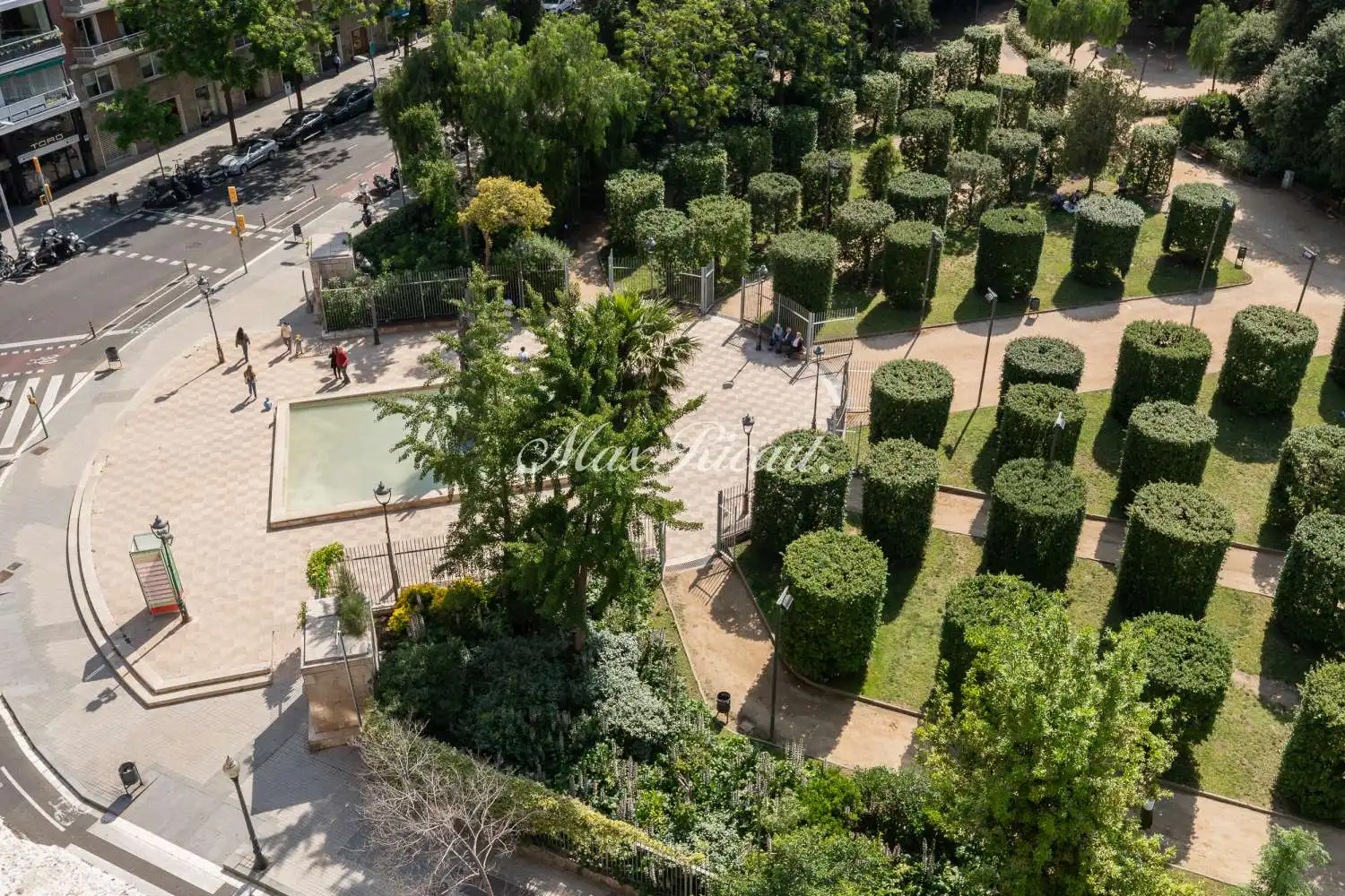 Jardín de Ático de alquiler en Barcelona con Aire acondicionado, Calefacción y Terraza