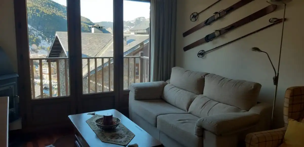 Piso con terraza en alquiler en El Tarter, imagen 8